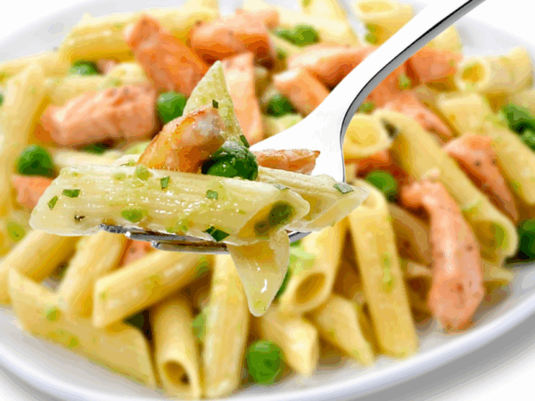 Pasta con Salmón y brócoli